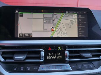 Predám BMW 320d xDrive Touring 49tis.km - odpočet DPH - 12