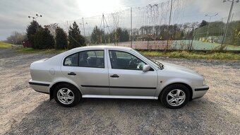 Škoda octavia 1.8 - 12