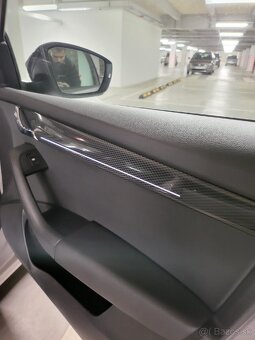 Škoda Octavia Combi 2.0 TSI 245k RS DSG
 - 12