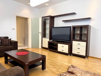 Na prenájom 2 izb. byt, Bratislava, Staré Mesto, Vajanského - 12