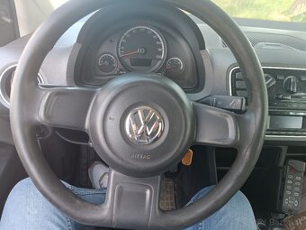 Predám VW Up 1, 0 i rok 2015 - 12