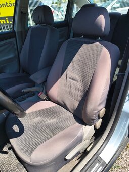 Volkswagen Passat 1.9 TDI Comfortline 4-Motion - 12