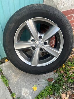 Toyota Auris 1.4VVTi 2009 - 12