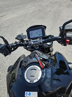 Honda CB1000R Black Edition - 12