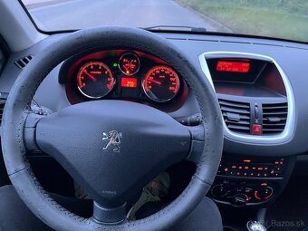 Peugeot 206+ rezervované - 12