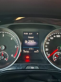 Volkswagen Touran 7miestne - 12