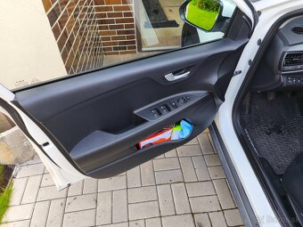 KIA STONIC 1,2 DPi GOLD - 12