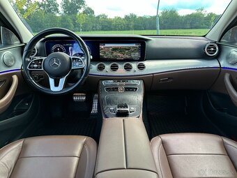 Mercedes E trieda T 300 de A/T Plug-in Hybrid 308PS 2020 TOP - 12