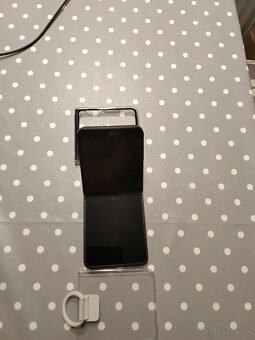 Samsung Zflip 6 - 12
