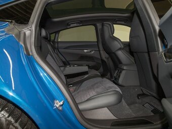 Audi e-tron GT Q NP145 - 12