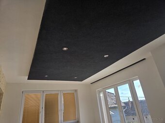 Zrekonštruovaný dom s krásnym interiérom- ihneď k bývaniu - 12