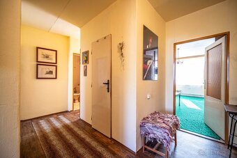 Udržiavaný 3-izbový byt v pôvodnom stave – Gagarinovo námest - 12