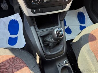 ► ŠKODA YETI 1,4 TSI - 90 KW, TOP KM, PARK. SENZORY◄ - 12