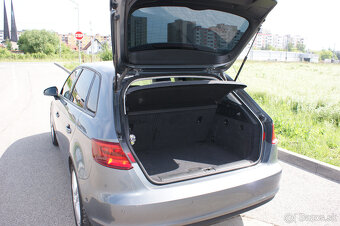 Audi A3 Sportback 2.0 TDI DPF 184k Ambiente quattro S tronic - 12