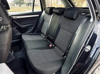 Škoda Octavia Combi 1.6 TDI 110k Active - 12