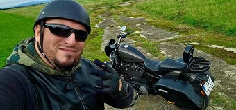 HARLEY DAVIDSON ROADSTER 1200 - 12