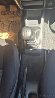 Predám Suzuki Jimny 1.3 4x4 - 12