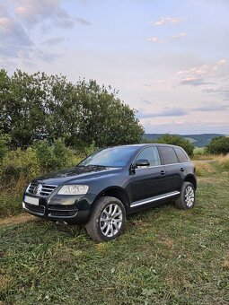 Volkswagen Touareg 7L 5.0 TDI V10 - 12