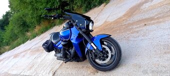 Suzuki INTRUDER VZR 1800 R BOSS - 12