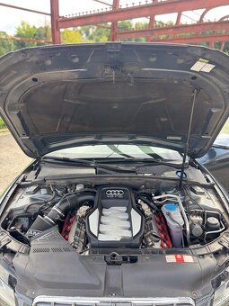 Audi S5 4.2 FSI V8 Quattro Manuál - 12