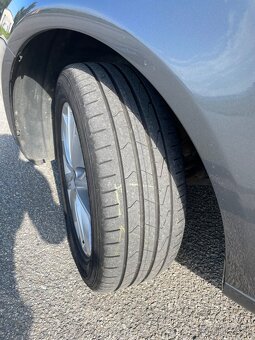 VW TOURAN 1.9 TDI 77KW - 12