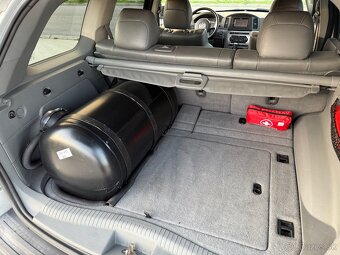 Jeep Grand Cherokee SRT-8 | 6.1 V8 HEMI - 12