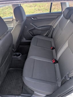 Škoda Rapid Spaceback SB 2016 - 1.2 TSI 81kw 110k - 12