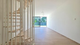 KRÁSNA NOVOSTAVBA  3 IZB. DOMU PRI JAZERE-VAJNORY,BRATISLAVA - 12