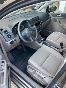 Vw golf 6 benzín automat 99 tis km - 12