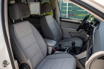 Volkswagen Touran 1.6 TDI SCR BMT 115k Comfortline - 12