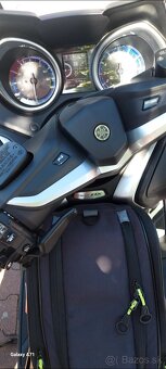 Yamaha T-Max 530 DX - 12