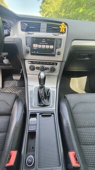 Predám Volkswagen Golf Variant 1.6 TDI CXXB 110k DSG EU6b - 12