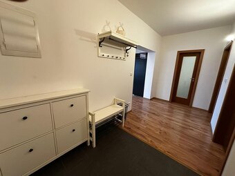 PRENÁJOM - 3 izbového bytu s terasou - Belveder, Banská Byst - 12