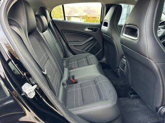 Mercedes-Benz GLA 180 - 12