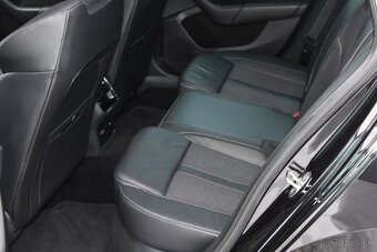 Škoda Octavia Combi 2.0 TDI Style DSG - 12