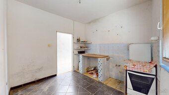 Dvojpodlažný dom za cenu pozemku; Trnava pri Laborci - 12