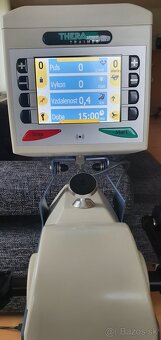 rehabilitačný bicykel na ruky nohy pre ZTP vozičkarov - 12