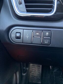 KIA CEED SW GT-LINE 1.4T-GDI 103kW + Navi pack + Smart pack - 12