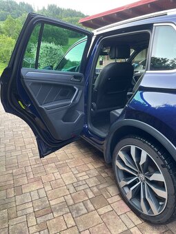 Volkswagen Tiguan 2.0TDI R-Line 4x4 140kw 4Motion - 12
