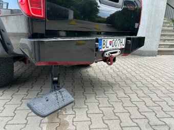 Nissan Navara DoubleCab 3.0 V6 dCi Platinum A/T Long - 12