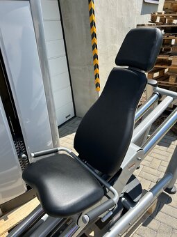 Life Fitness Signature Seated Leg Press - stroj na nohy - 12