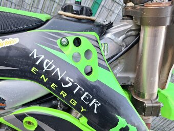 Kawasaki kxf 250 - 12