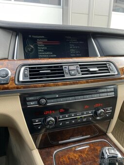 BMW Rad 7 740Xd F01 X-drive Facelift - 12