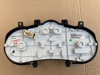 Budík/ prístrojový panel - 12