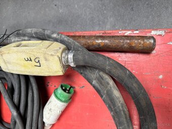 Ponorné a príložné vibrátory Wacker Neuson + meniče - 12