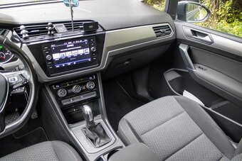 Volkswagen Touran 2.0 TDI 110kW / AJ NA SPLÁTKY / PROTIÚČET - 12