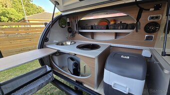 Mini Karavan CARETTA - požičovňa - 12