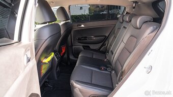 Kia Sportage 2.0 CRDi 4x4+ 48V Mild Hybrid Platinum AUTOMAT - 12