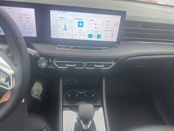 Mg HS HEV Exclusive - 12