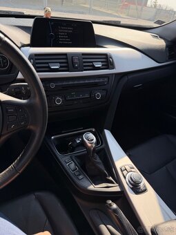 BMW F30 318d - 12